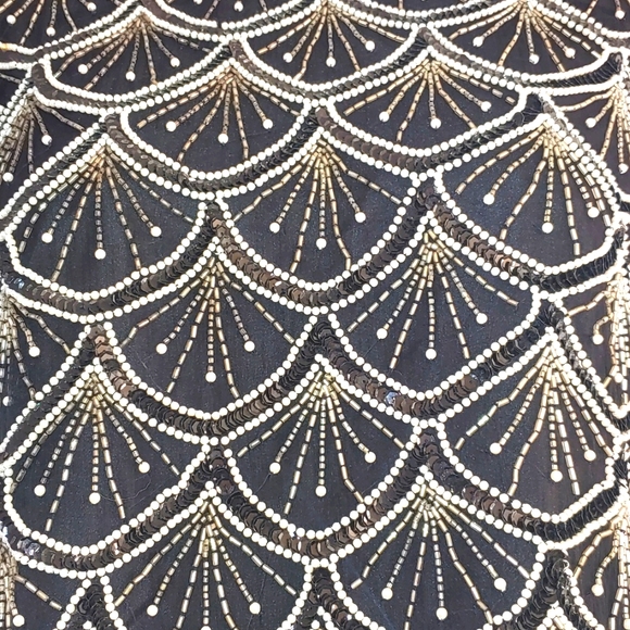 Laurence Kazar hand beaded,  100% Silk, sequin V shaped top Size 1X - Picture 5 of 16